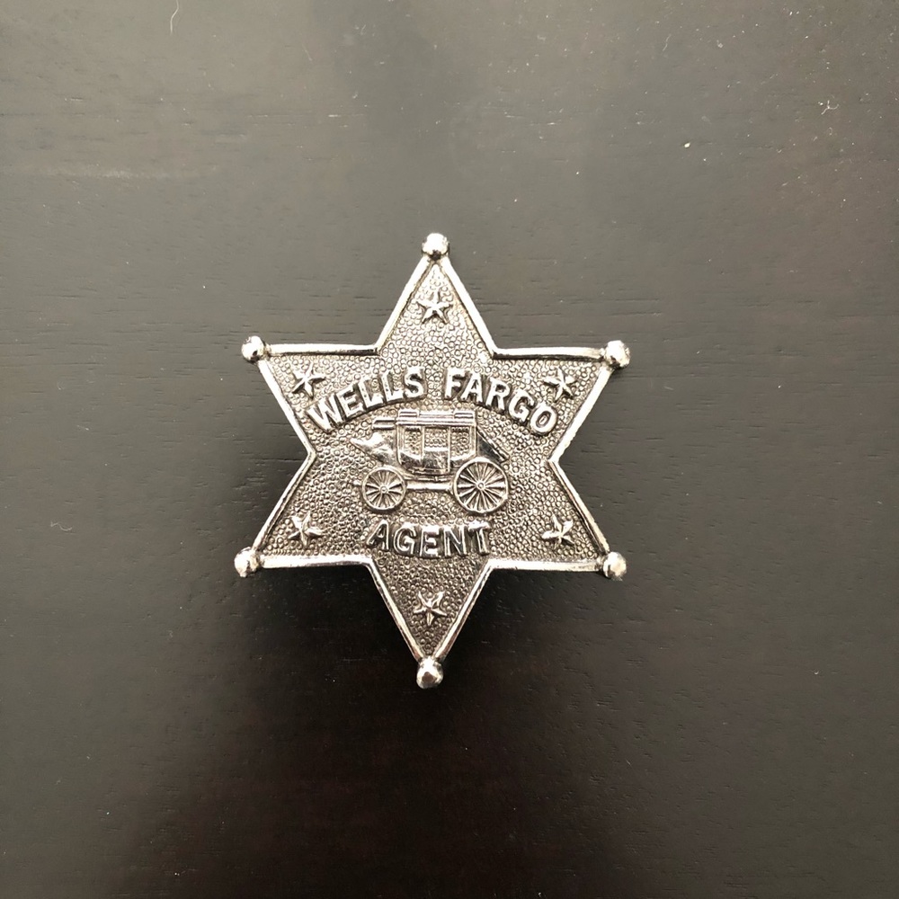 Wells Fargo Collectible Agent Metal Pin